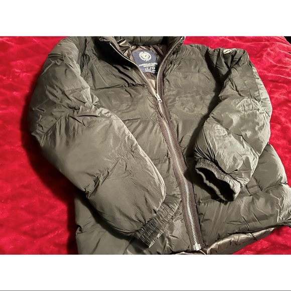 American Eagle Puffer Jacket - Picture 4 of 8